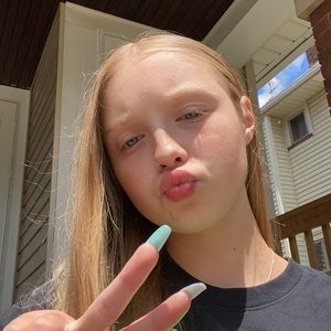 Meet your Posher, Miranda